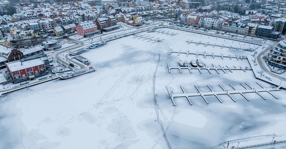 M-ritz-unter-Eis-gr-ter-deutscher-Binnensee-zugefroren