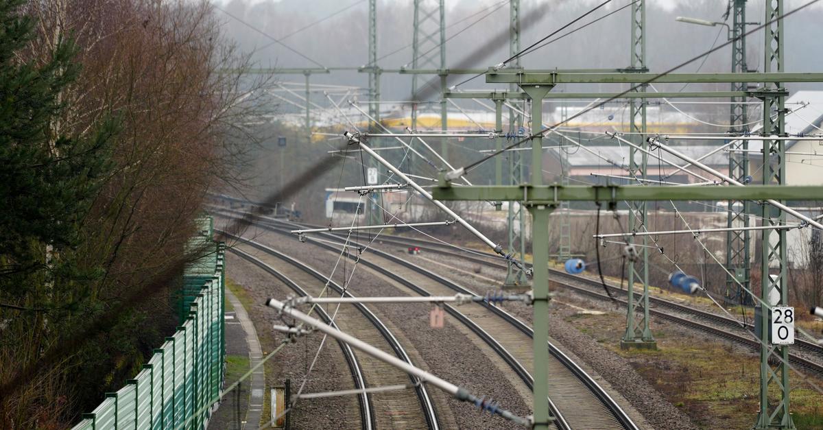 Kein-Fahrschein-aber-Faustschl-ge-Zugbegleiter-stirbt