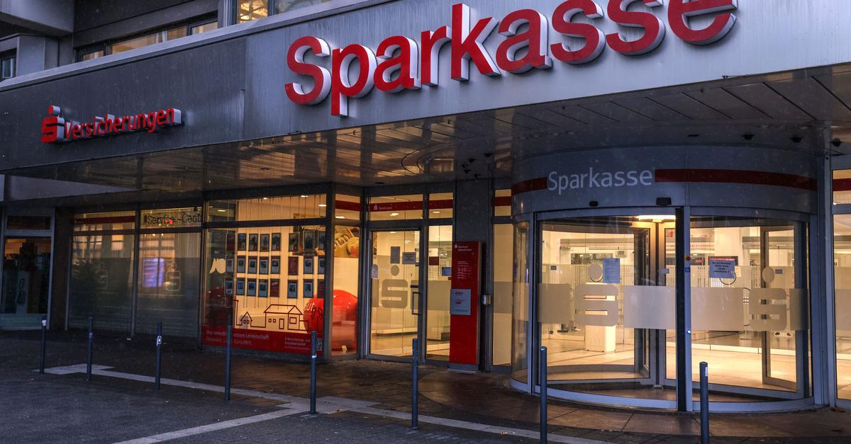 Ermittler-finden-Autokennzeichen-nach-Bankeinbruch