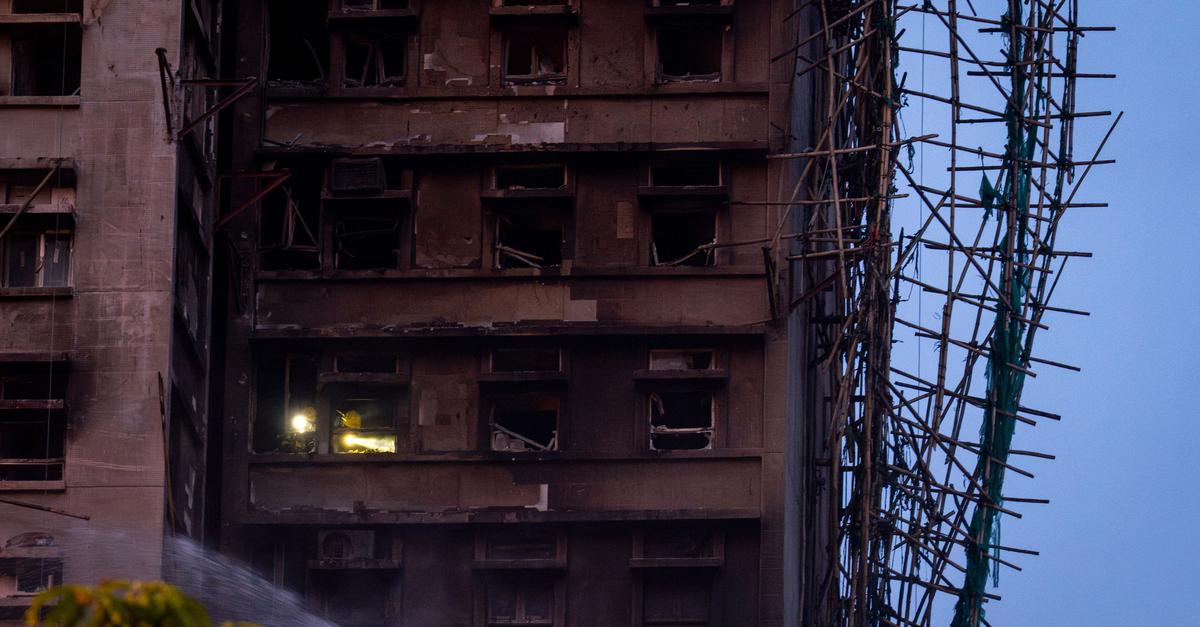 Opferzahl-nach-Hochhaus-Brand-in-Hongkong-steigt-auf-94