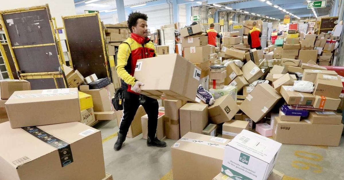 Paketflut bringt Lieferdienste an ihre Grenzen