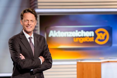 Rudi Cerne moderiert seit 2002 die ZDF-Sendung „Aktenzeichen XY... ungelöst“. Foto: ZDF/Nadine Rupp
