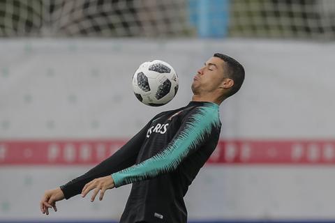 Cristiano Ronaldo kann allein ein Spiel entscheiden. Doch wehe Portugal, wenn er ausfällt. Foto: dpa