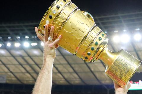 Der DFB-Pokal. Foto: dpa