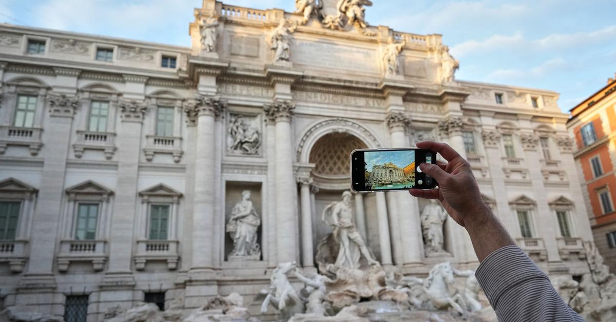 Ab-heute-Touristen-m-ssen-Eintritt-f-r-Trevi-Brunnen-zahlen