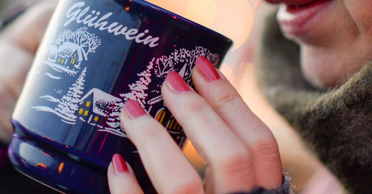 Nasse-Haare-w-rmender-Gl-hwein-Wintermythen-im-Faktencheck