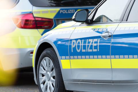 Nach der Sprengung eines Geldautomaten in Lampertheim-Hüttenfeld sucht die Polizei nach Zeugen. Foto: Studio v-zwoelf – stock.adobe