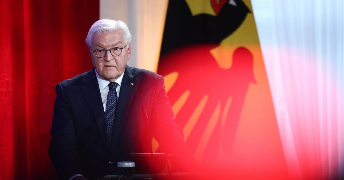 Steinmeier-verlangt-Widerstand-gegen-den-Rechtsextremismus