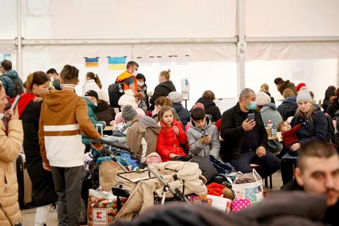 Flüchtlinge aus der Ukraine in Berlin: Die Verteilung der insgesamt 316 453 Kriegsflüchtlinge aus der Ukraine, die bisher in Deutschland angekommen sind, läuft schleppend. Foto: dpa