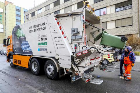 Ein elektrischer Müllwagen aus der Schweiz im Probebetrieb in Mainz. Archivfoto: Harald Kaster