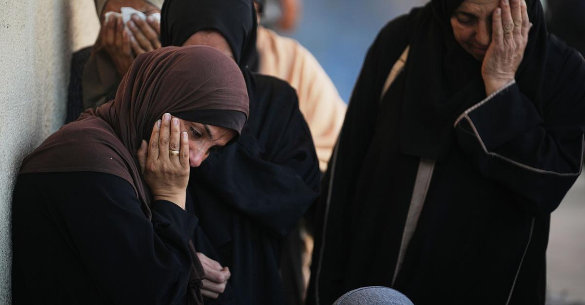 Von-Hamas-kontrollierte-Beh-rde-ber-70-000-Tote-in-Gaza