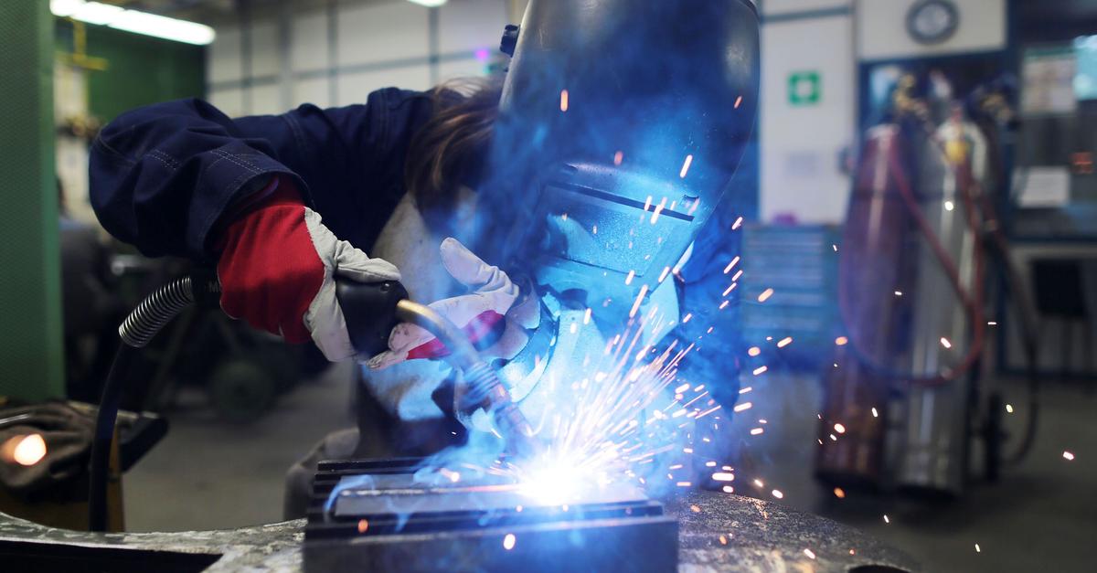 Freiwilliges-Handwerksjahr-unterscheidet-sich-vom-FSJ