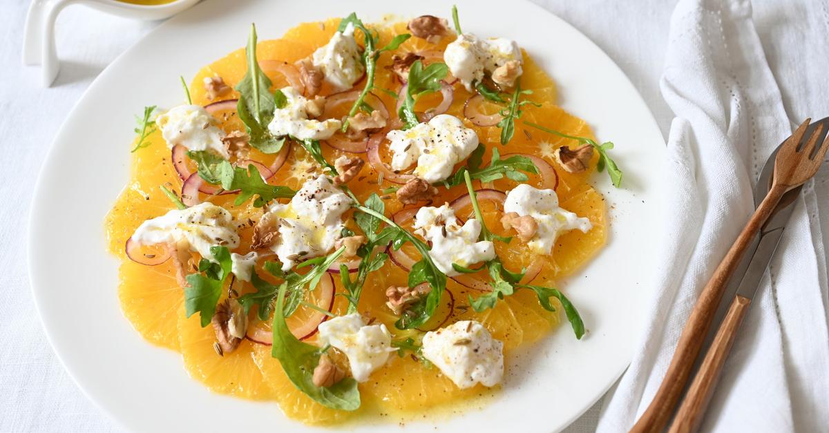 Sonne-auf-dem-Teller-Orangen-Carpaccio-mit-Burrata
