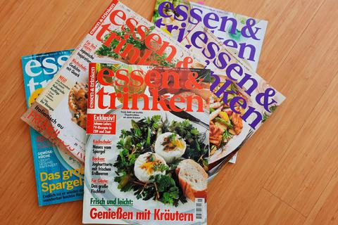 Zeitreise zu den kulinarischen Moden: Magazine geben Auskunft über den jeweiligen Küchen-Zeitgeist. Foto: Bettina Breckner 