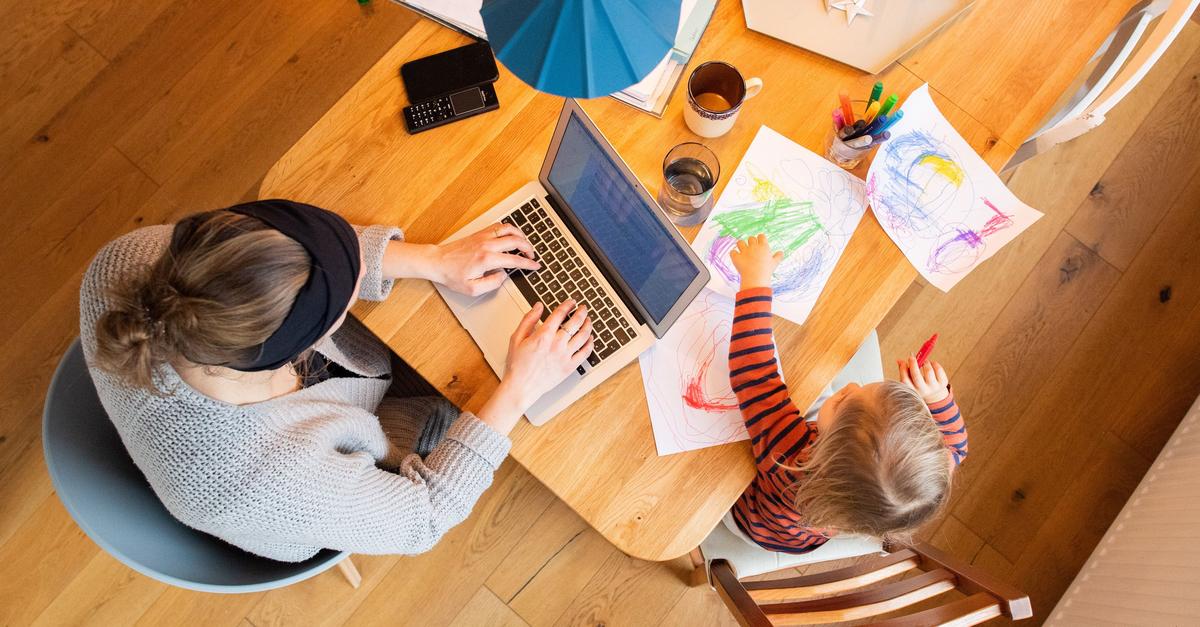 Belastende-Mutterrolle-Perfektionsdrang-ber-Bord-werfen