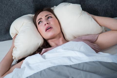Wie gelingt Einschlafen bei Lärm?