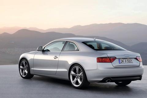Ein schöner Rücken... So elegant geschwungen zeigt sich das Coupé vom Audi A5. © Audi AG/dpa-tmn