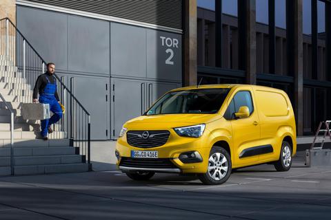 Mit dem Combo (hier als Cargo) sind alle leichten Opel-Nutzfahrzeuge elektrifiziert zu haben. Foto: Opel