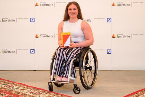 RSV-Rollstuhlbasketballerin Annabel Breuer wird zur "Sport-Stipendiatin des Jahres" gekürt.  Foto: Deutsche Bank/Florian Gerlach 