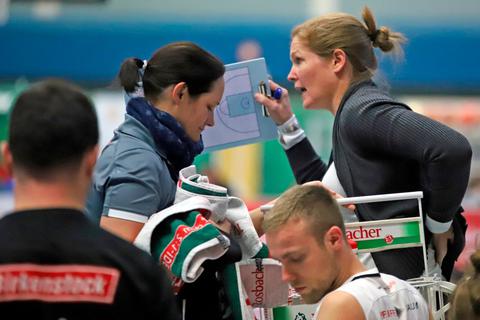 Es könnte Ende September wieder losgehen für Cheftrainerin Janet Zeltinger (hinten rechts) und den RSV Lahn-Dill in der Rollstuhlbasketball-Bundesliga. Foto: Diekmann   