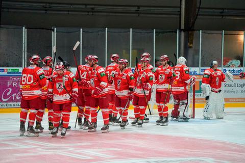 Nach dem Debakel gegen Ravensburg betreiben die Cracks des EC Bad Nauheim Wiedergutmachung und halten Kassel in Schach. Foto: Chuc 