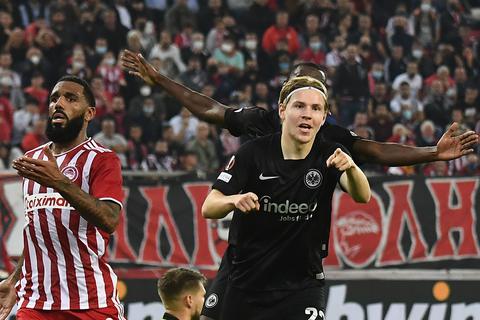 November 2021: Torjubel nach dem Tor zum 1:2 durch Jens Petter Hauge von Eintracht Frankfurt.  Archivfoto: Jan Hübner