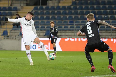 Luka Jovic ist schnell wieder angekommen am Main. Sein Treffer gegen Bielefeld war bereits das dritte Tor im dritten Spiel nach der Rückkehr. Foto: dpa