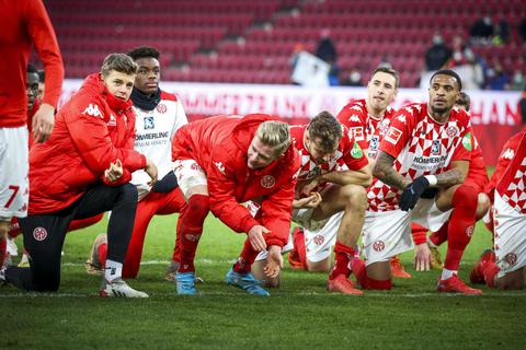 In Lauerstellung: Die 05er liegen in Schlagdistanz zu den europäischen Plätzen. Das spricht für ihre gute Saison. Foto: Lukas Görlach