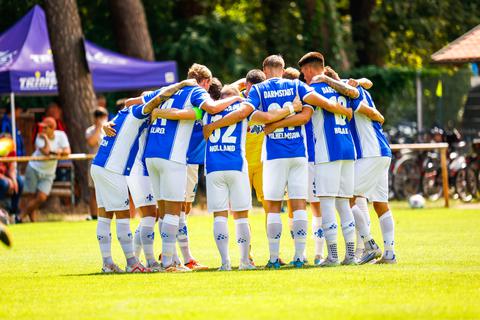 Der SV 98 schwört sich ein auf die Saison in der Bundesliga.