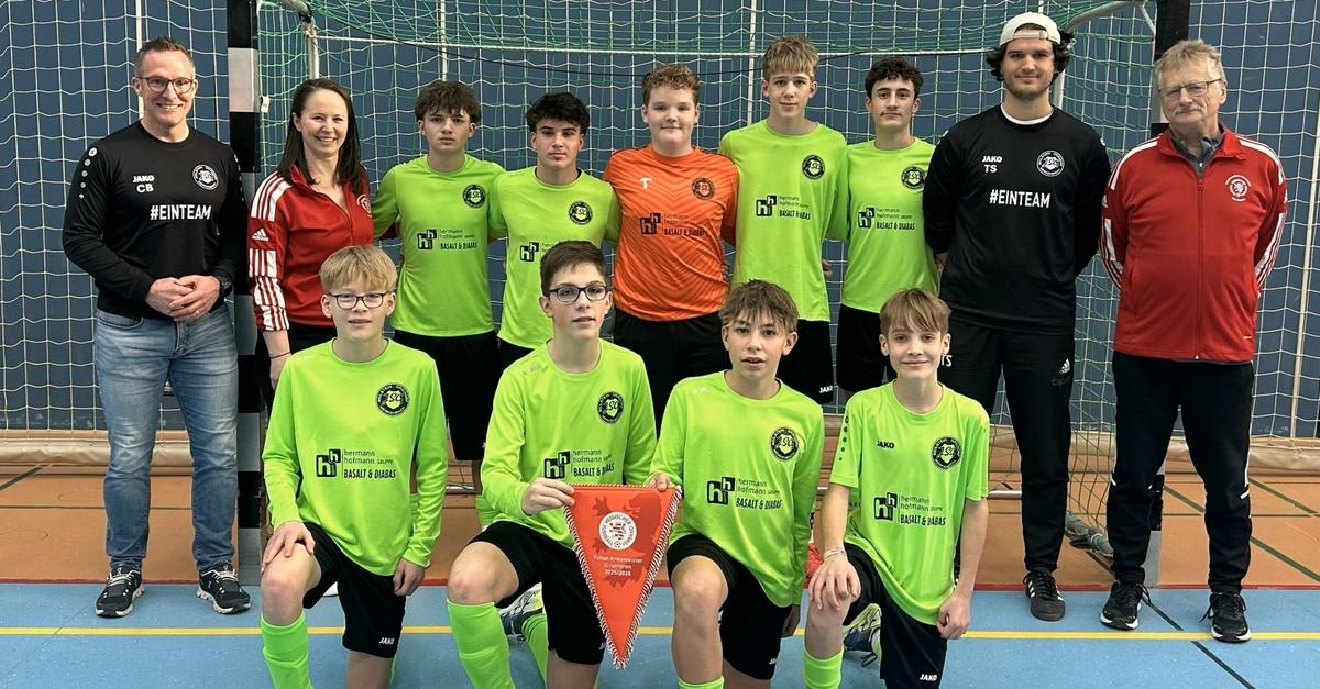 Als Spieler und als Trainer: Der Winterpokal-Wimpel reist mit Till ...