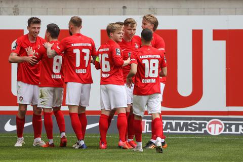 Noch ein Sieg fehlt dem 1. FC Kaiserslautern zum Klassenerhalt in der Dritten Liga. Foto: René Vigneron 