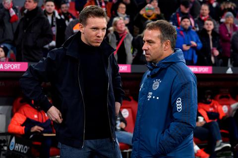 Dass Julian Nagelsmann (l.) beim FC Bayern München Hansi Flick ablösen wird, gefällt nicht jedem Fan, vor allem nicht angesichts der hohen Ablösesumme. Foto: dpa 
