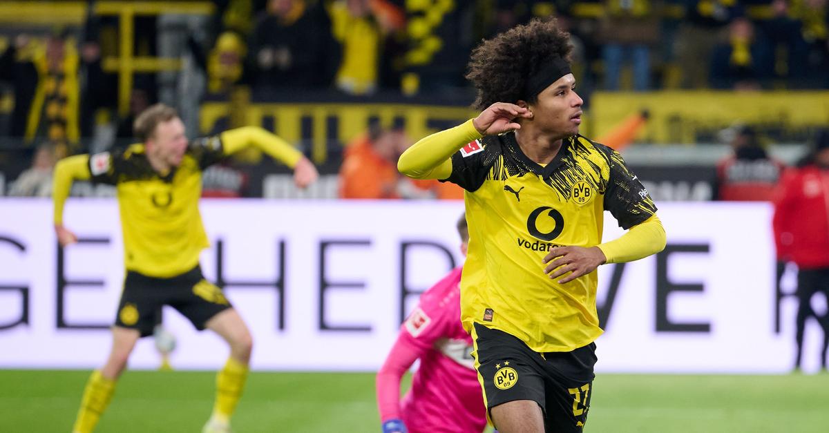 Adeyemi-trotzt-Waffenwirbel-Torjubel-als-klare-Ansage