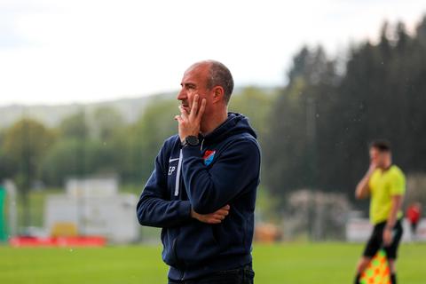 Zieht nach nur neun Monaten beim TSV Steinbach Haiger weiter: Trainer Ersan Parlatan.