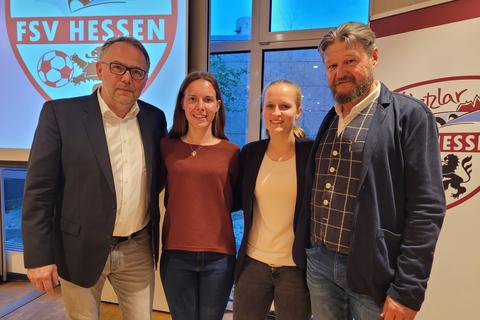 Neu an Deck beim FSV Hessen Wetzlar: (v.l.) Tino Wächter mit Laura Ostermaier, Lea Bienert und Volker Poggel.
