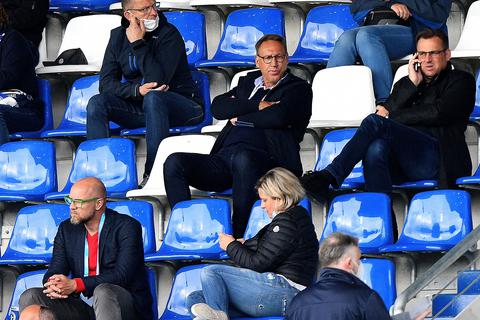 Entspannter Beobachter: Rüdiger Fritsch beim Testspiel gegen Swift Hesperingen vor einer Woche.             Foto: Florian Ulrich