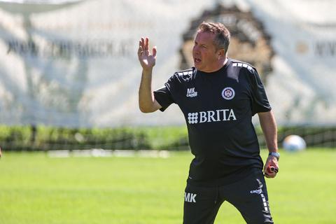 „Es ist auf vielen Positionen gleichauf“, sagt Trainer Markus Kauczinski, der den SVWW in der Vorsaison zum Aufstieg geführt hat.