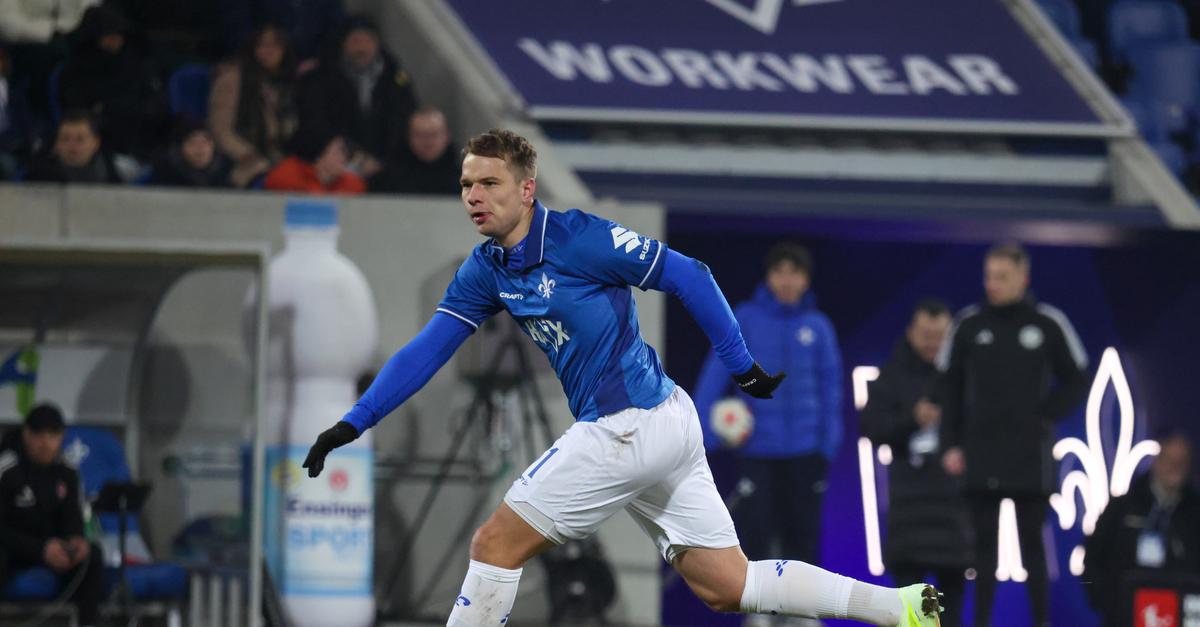 Lange-Lilien-Woche-soll-sich-f-r-Niklas-Schmidt-auszahlen