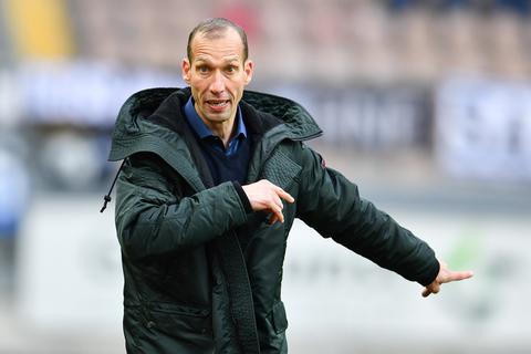 Immer engagiert, immer motivierend: Jeff Strasser als Trainer des 1. FC Kaiserslautern im November 2017.