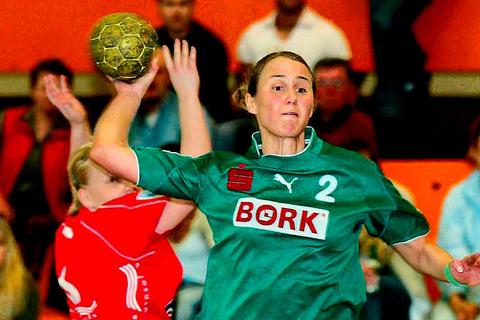 Eine ganze Handballkarriere für ein und denselben Verein: Kein Wunder also, dass Christiane Bork-Werums "Traumsieben" ausschließlich bei der SG Kleenheim angesiedelt ist. Foto: Steffen Bär 