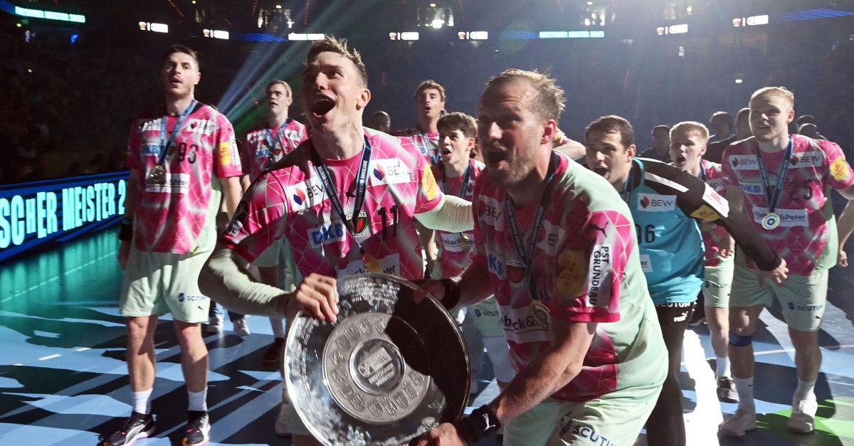 Meisterschale-aus-F-chse-Gesch-ftsstelle-gestohlen