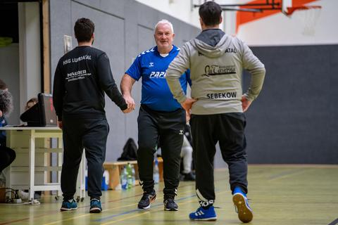 Darf mit seinem Team jubeln: Dirk Steinmüller, Trainer des TV Burgsolms.
