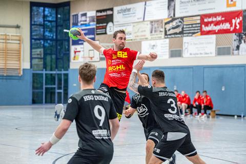 Aron Weise und seine HSG Wettenberg gewinnen beim TSV Griedel mit 26:24 und fahren damit den zweiten Saisonsieg ein.