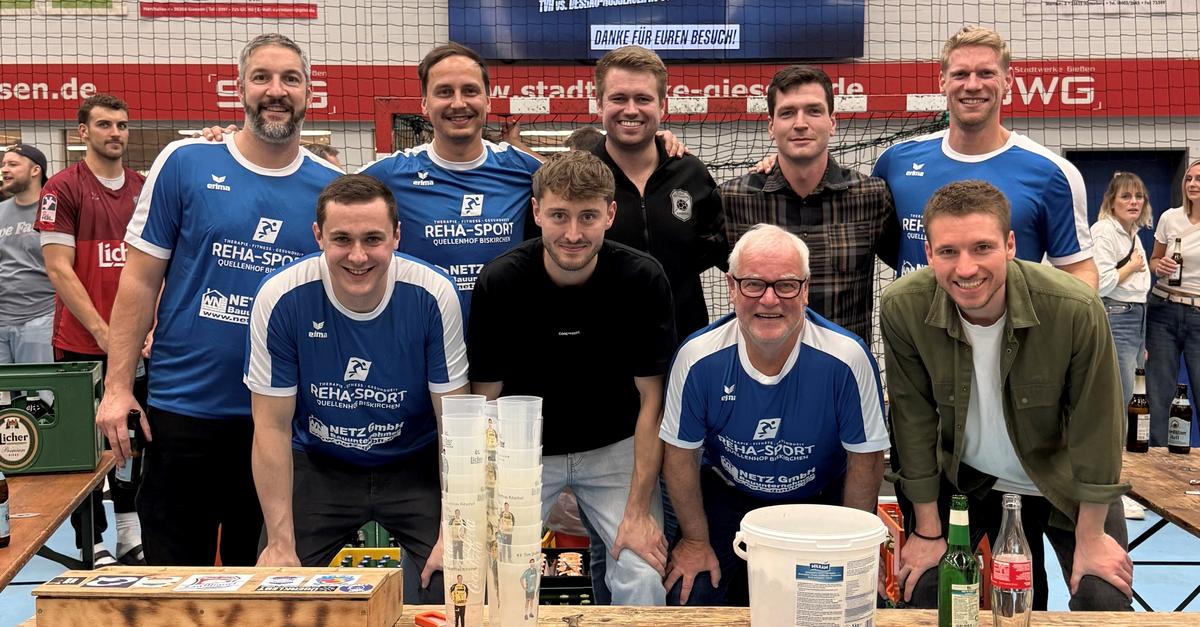 Wie-Ex-Profis-vom-TV-H-ttenberg-Gemeinschaft-vorleben