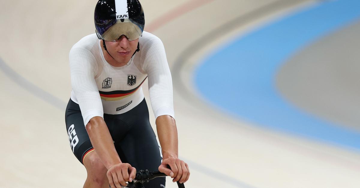 Gold-und-Bronze-Teutenberg-Geschwister-auf-dem-Podium