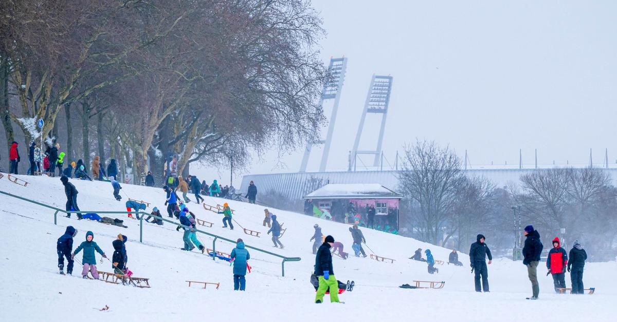 -Erhebliche-Gl-tte-Bundesliga-Spiel-in-Bremen-f-llt-aus