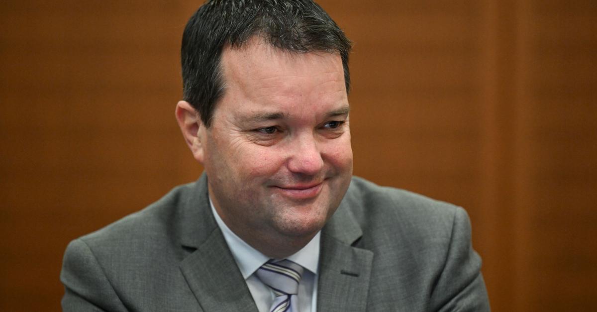 Freispruch-f-r-Ex-Schatzmeister-des-DFB-im-Steuerprozess