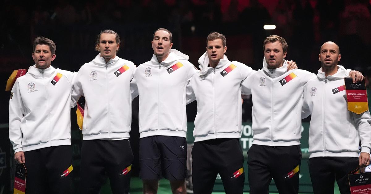 Davis-Cup-Team-um-Zverev-tr-umt-nach-Doppel-Drama-vom-Titel