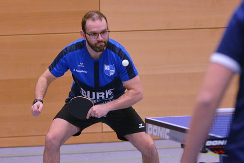 Kevin Klingelhöfer (TTC Weidenhausen) ist mit seiner 24:9-Bilanz bester Spitzenspieler der Bezirksklasse.