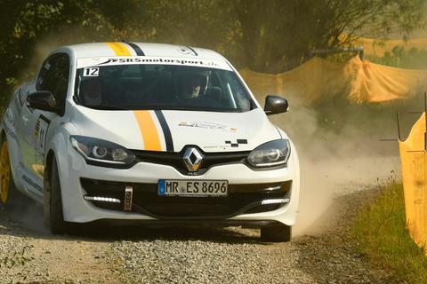 Auch Lokalmatador Erik Sindermann und Beifahrer Matthias Päzold werden bei der 10. Rallye Hinterland in ihrem Renault Clio Rally 5 an den Start gehen.  Foto: Armin Muth 